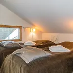 Levinkolmio C6 By Interhome * לוי