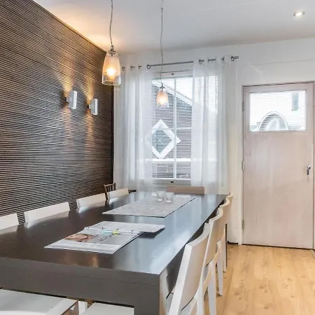 Levinkolmio C6 By Interhome