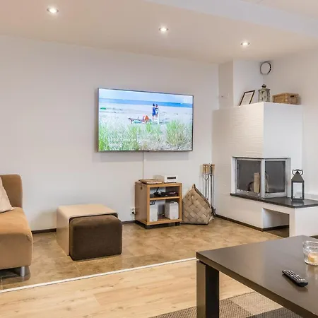 Levinkolmio C6 By Interhome